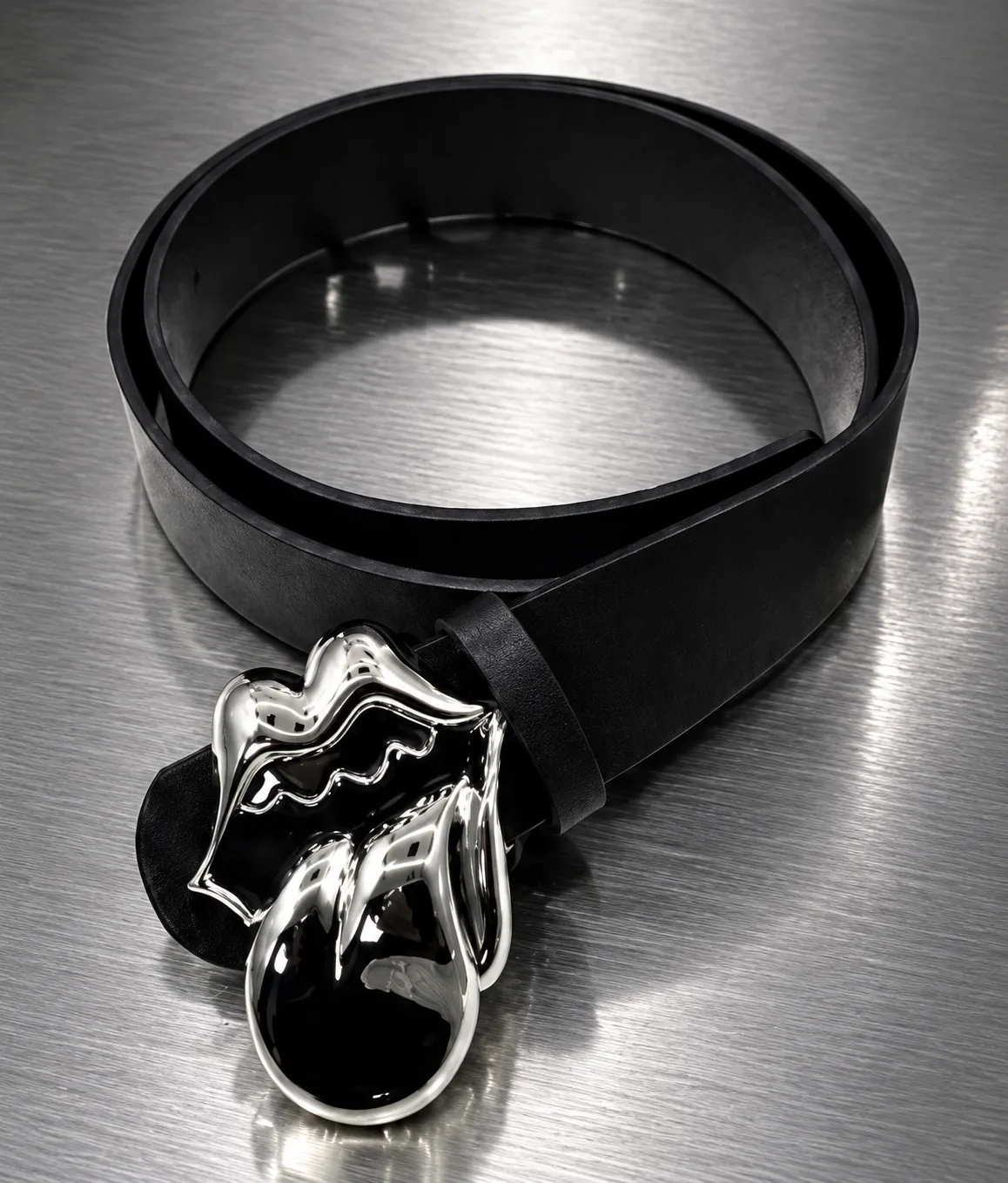 Silver Lip Buckle Belt 1