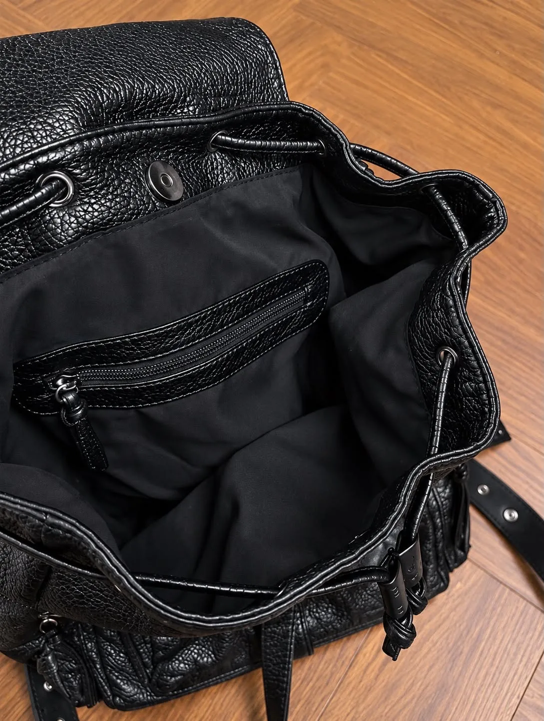 Rebel Archive Backpack 4