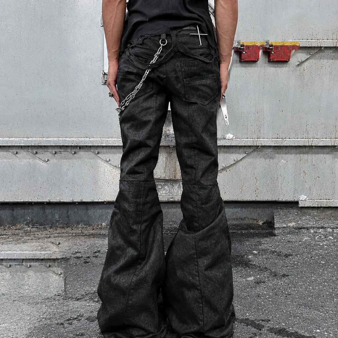 OBSIDIAN FLARE JEANS 2