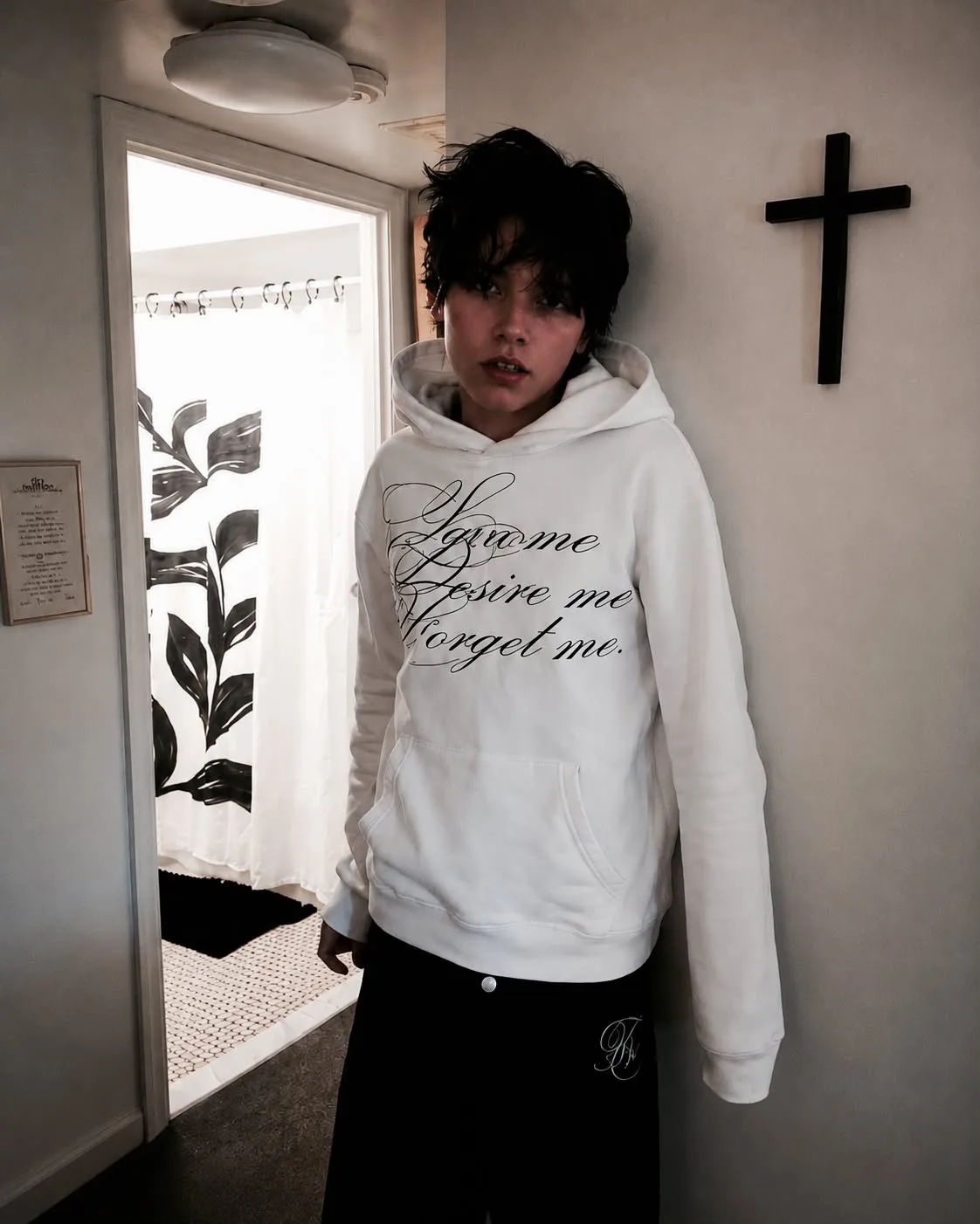 voiden select lettering hoodie 1