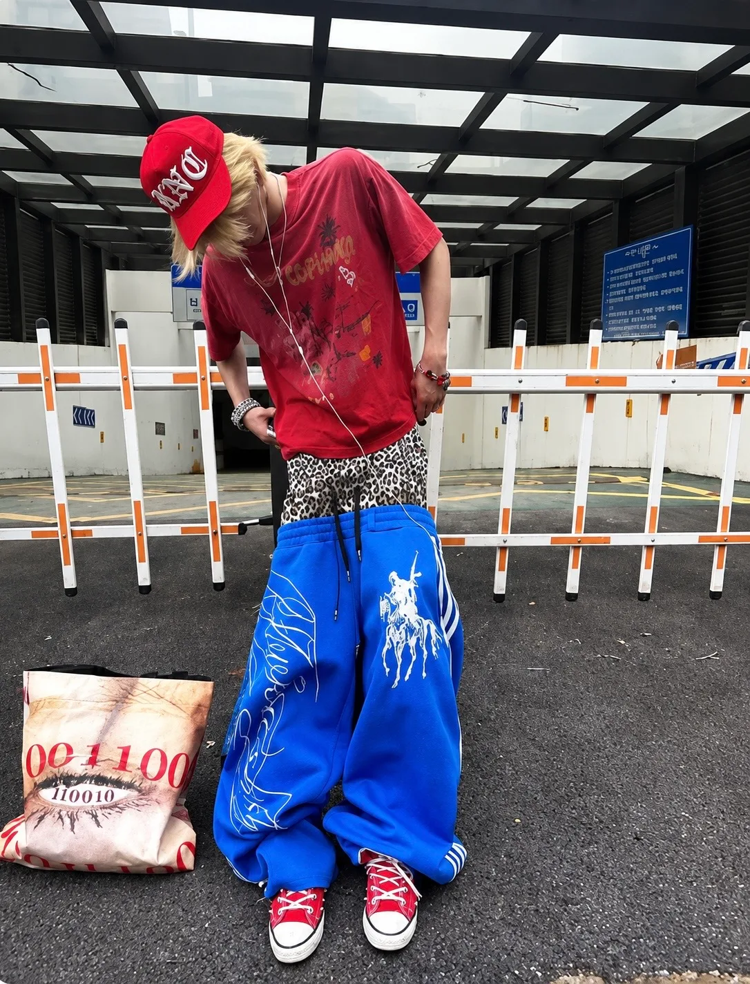 LEOPARD WAIST BAGGY training pants 설명 사진