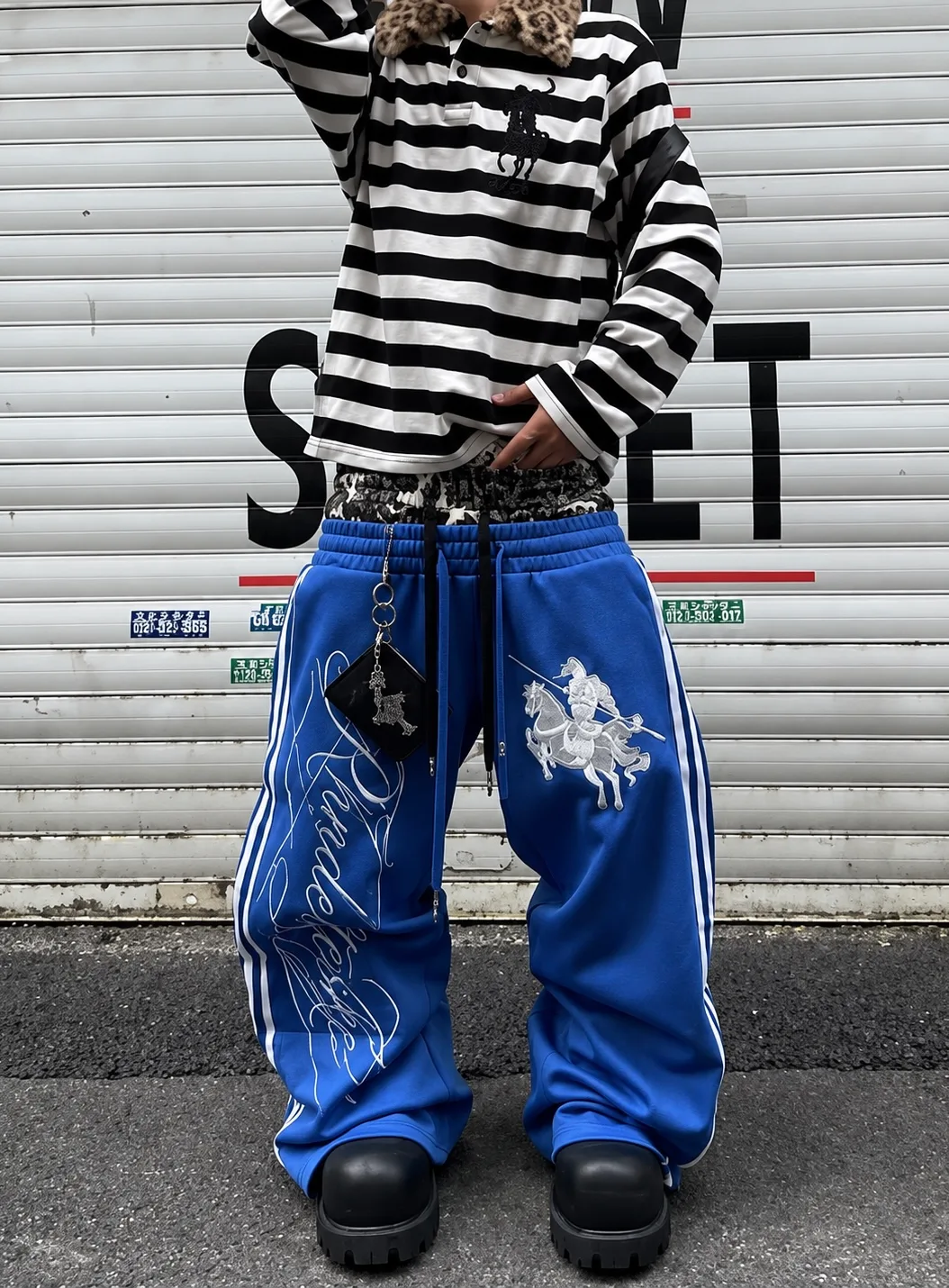 LEOPARD WAIST BAGGY training pants 2