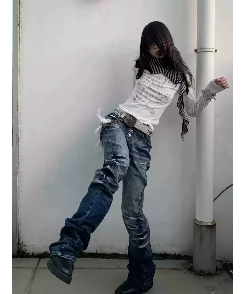 RAW EDGE DISTRESSED FLARE DENIM 4