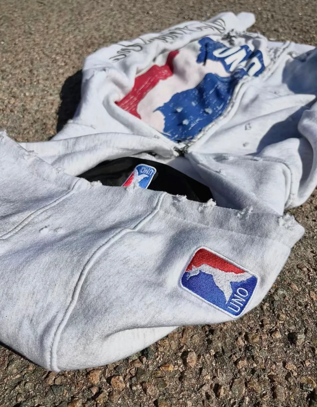 Vintage UNO Distressed Zip-Up Hoodie 3